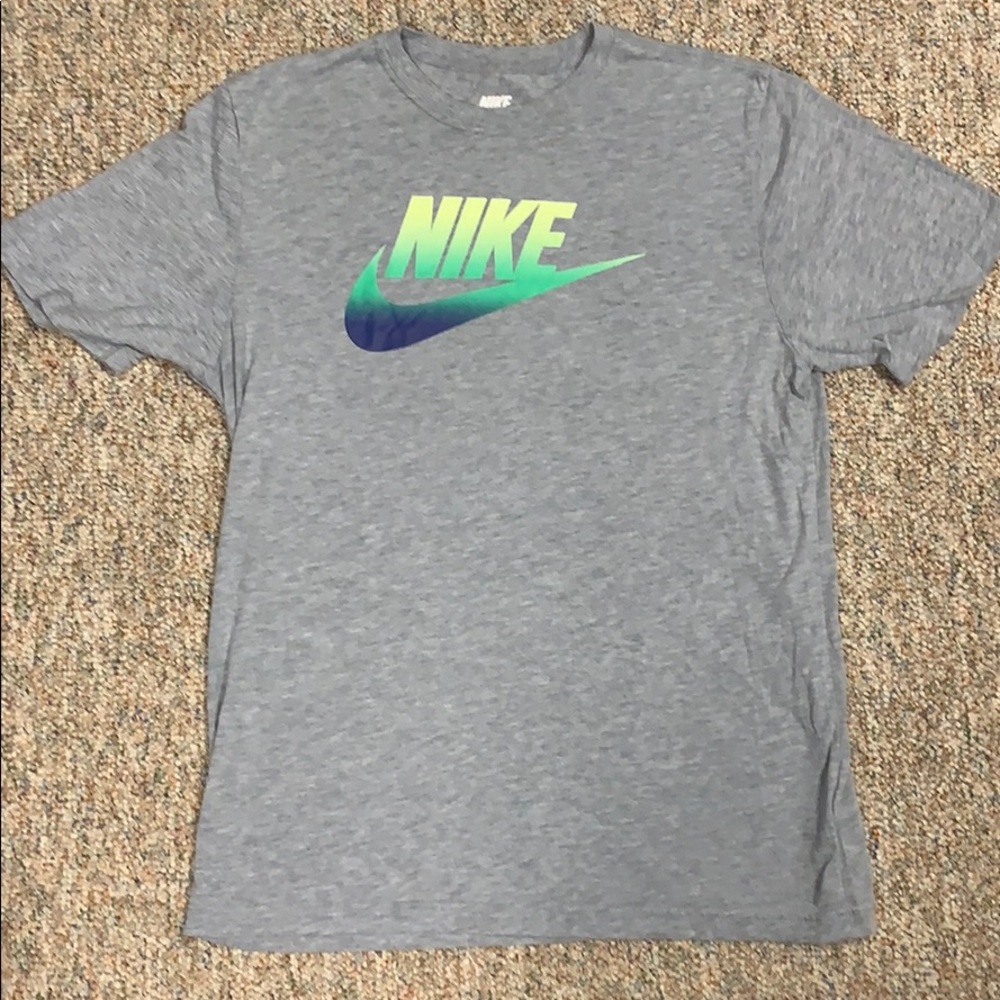 Men’s Nike T-Shirt